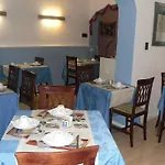 Dante Hostel