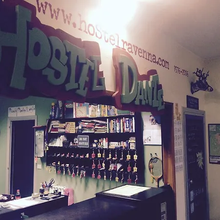 Hostel Dante