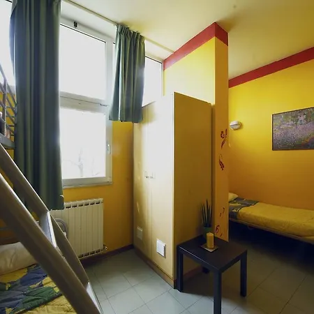 Hostal Dante Rávena